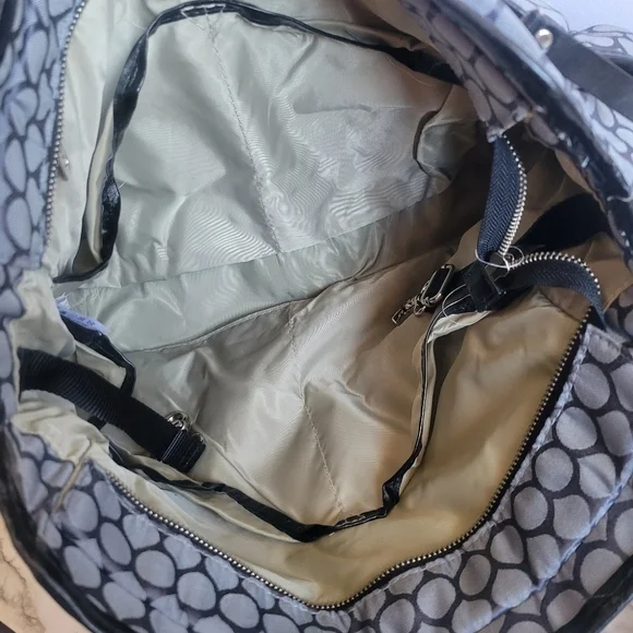 Skip hop studio diaper bag - Picture 7 of 8